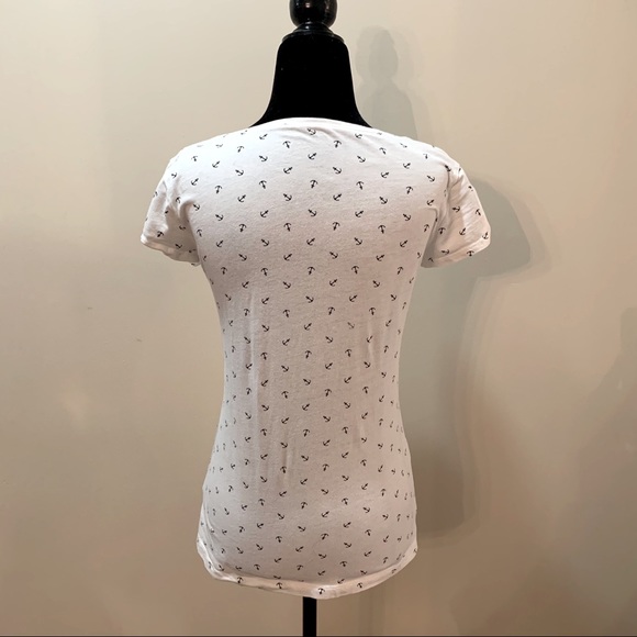 ‼️Add on for $5‼️ H&M Women’s Organic Cotton Tee - Picture 3 of 7